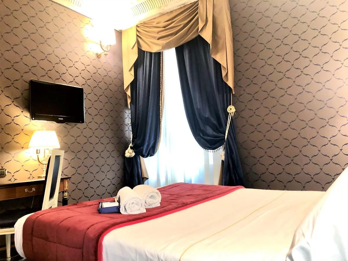 Hotel Manfredi Suite In Roma