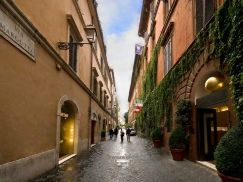 Hotel Manfredi Suite In Roma