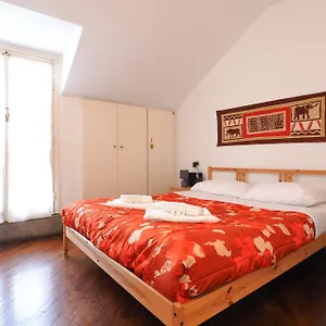 https://angelas-apartment-duomo.it-lombardy.com