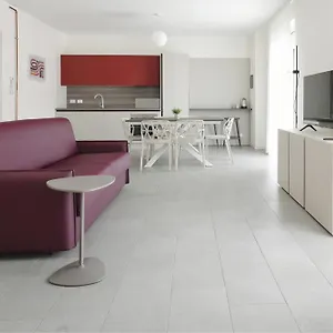 Апартаменты Joivy Charming Flats In The Heart Of Porta Nuova Милан