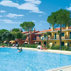 https://villaggio-michelangelo-lemene.hotelinveneto.com