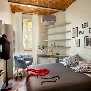  Apartment Moroni House